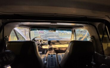 Chevrolet-Blazer-4wd-2-door-1985-Custom-Black-23