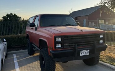 Chevrolet-Blazer-4wd-2-door-1985-Custom-Black
