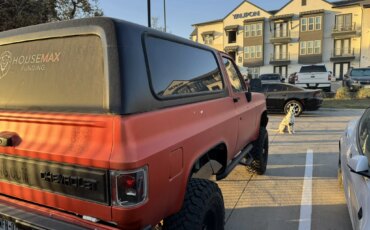 Chevrolet-Blazer-4wd-2-door-1985-Custom-Black-6