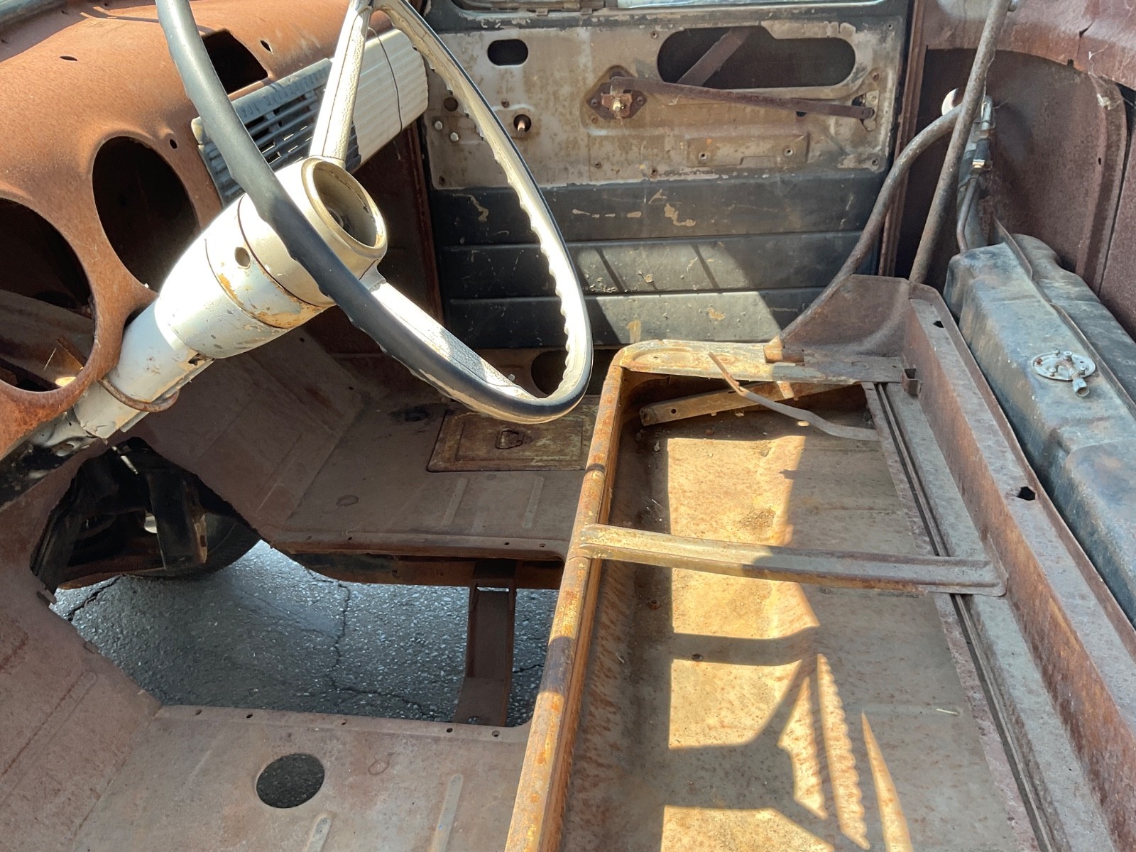Chevrolet-C-10-1950-Standard-Cab-Pickup-17