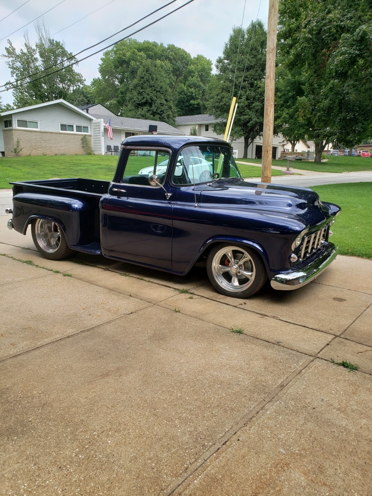 Chevrolet-C-10-1955-Standard-Cab-Pickup-2