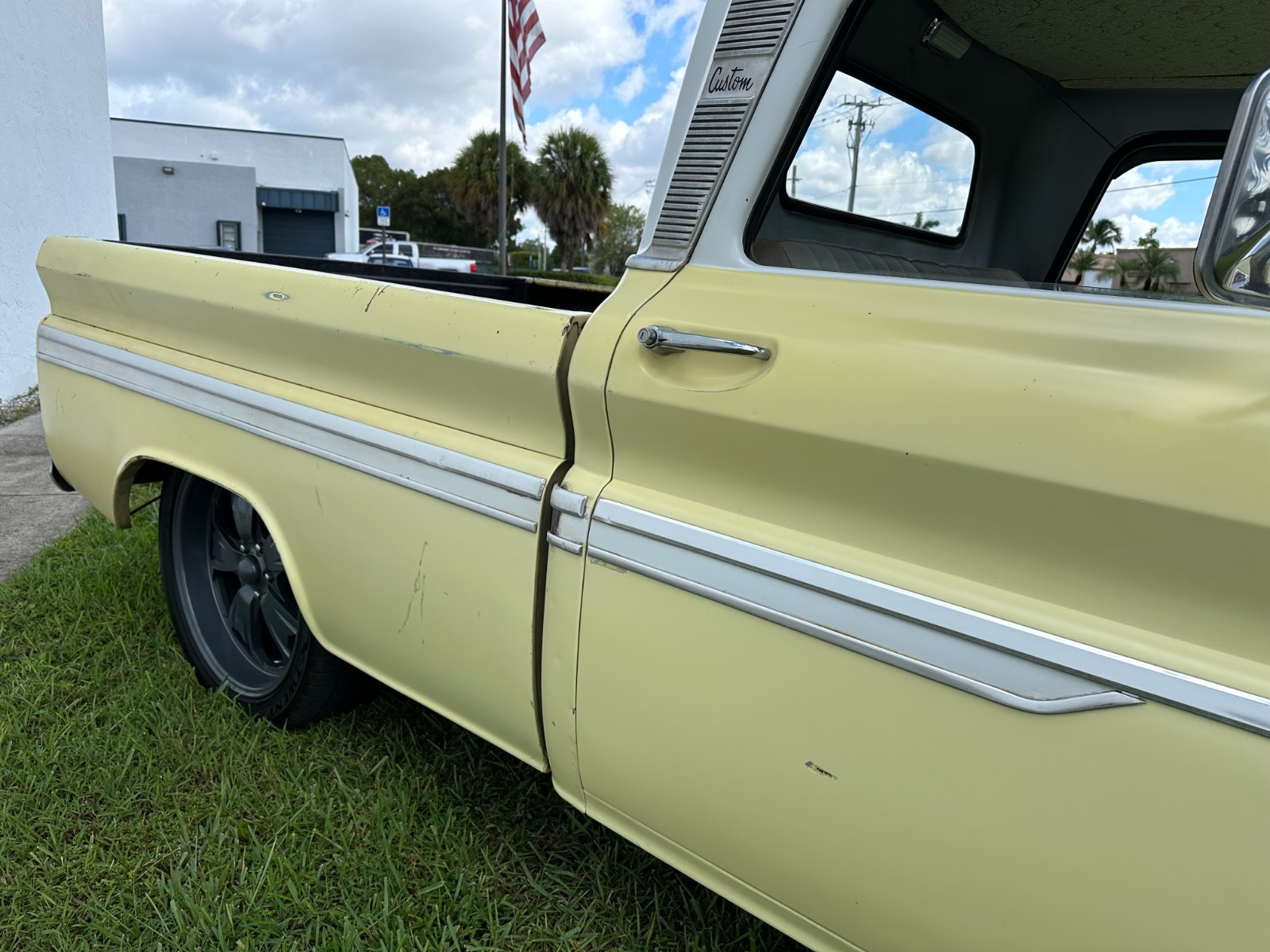 Chevrolet-C-10-1965-11