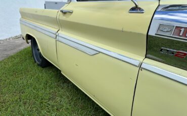 Chevrolet-C-10-1965-17