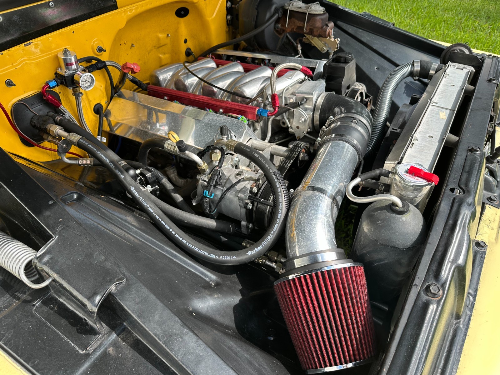 Chevrolet-C-10-1965-26