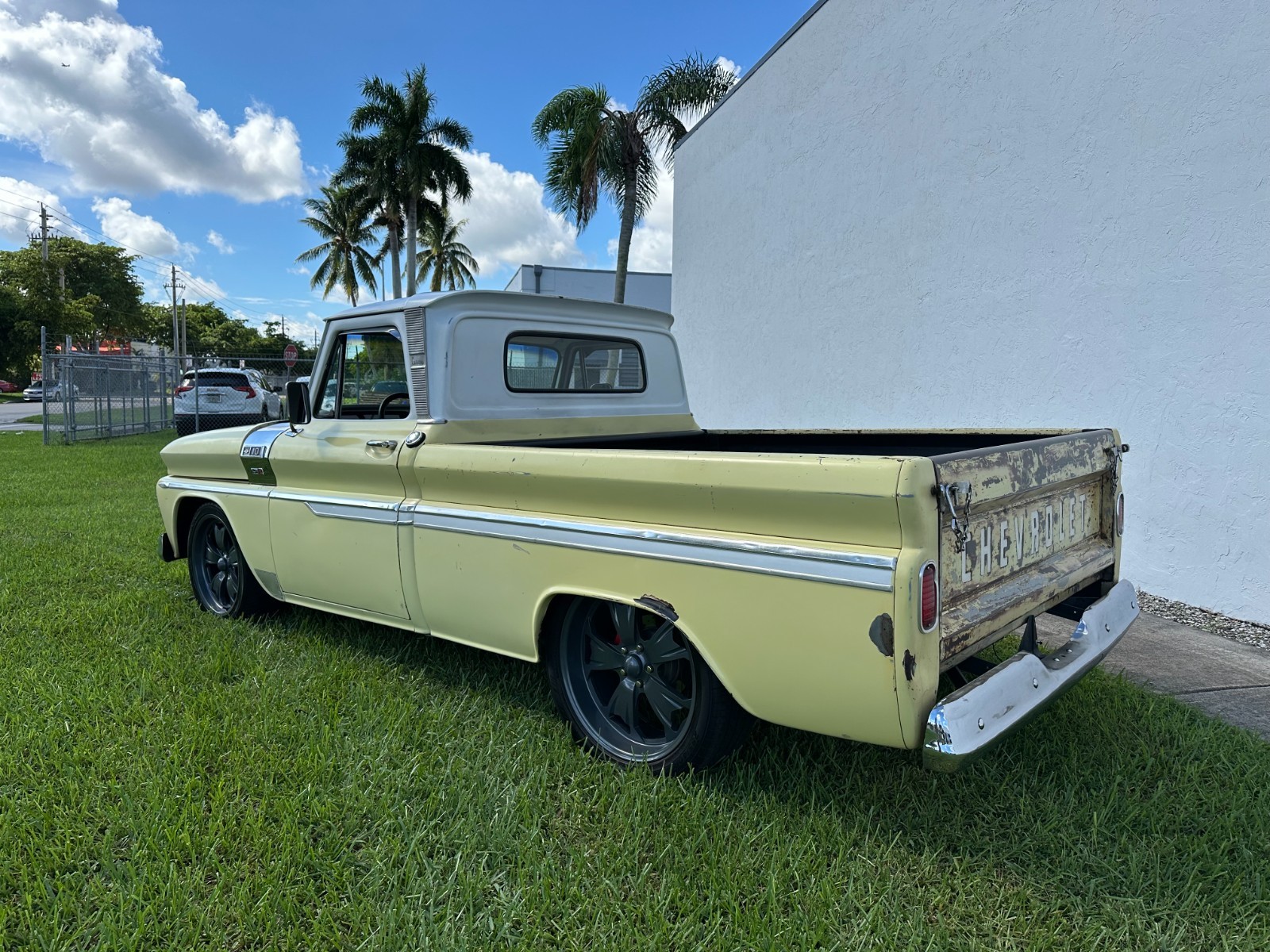 Chevrolet-C-10-1965-3