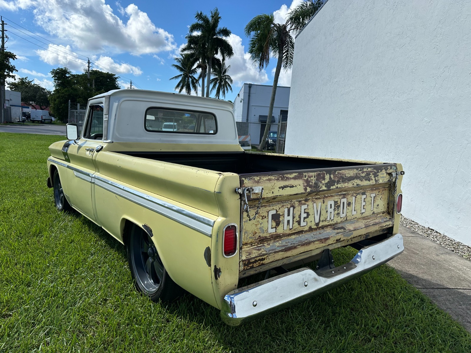 Chevrolet-C-10-1965-4