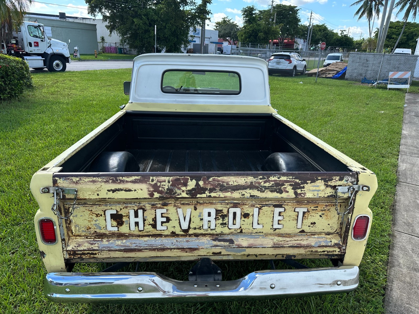 Chevrolet-C-10-1965-5
