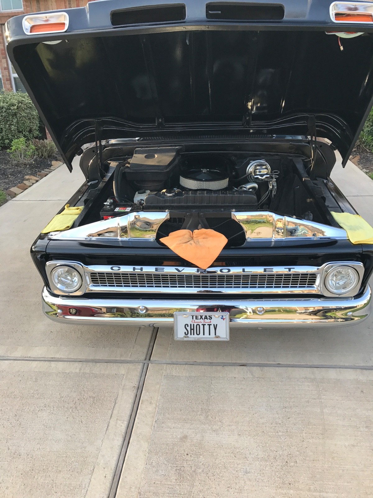 Chevrolet-C-10-1965-Standard-Cab-Pickup-14