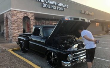 Chevrolet-C-10-1965-Standard-Cab-Pickup-17