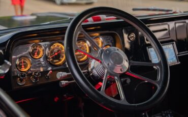 Chevrolet-C-10-1965-Standard-Cab-Pickup-18