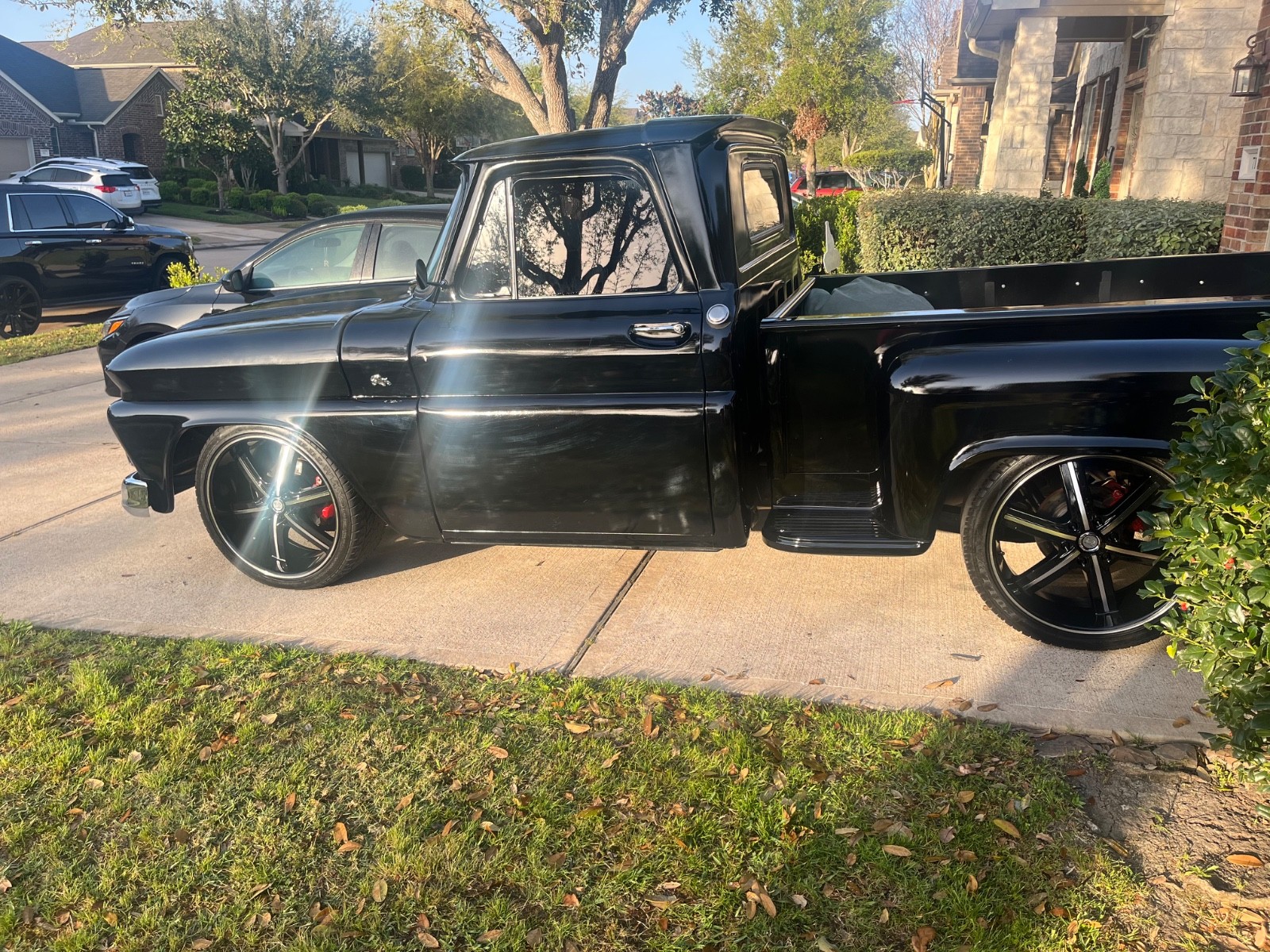 Chevrolet-C-10-1965-Standard-Cab-Pickup-24
