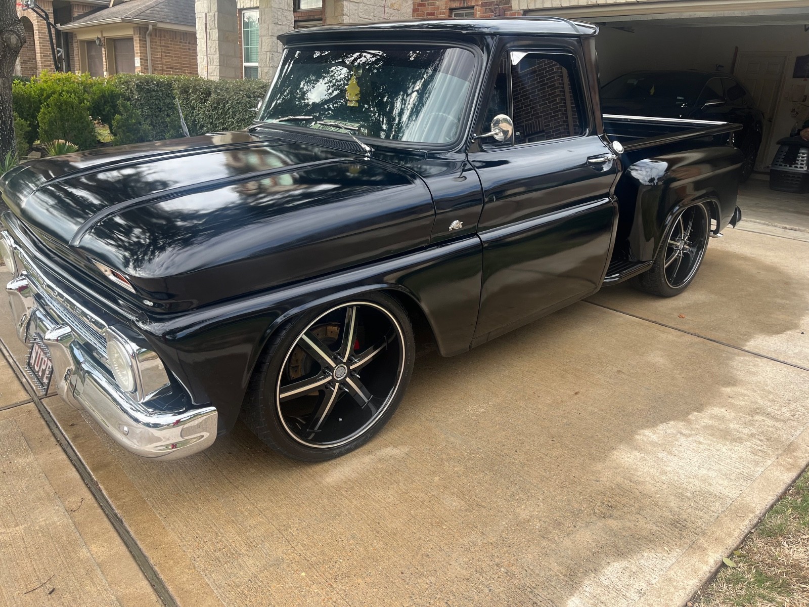 Chevrolet-C-10-1965-Standard-Cab-Pickup-37