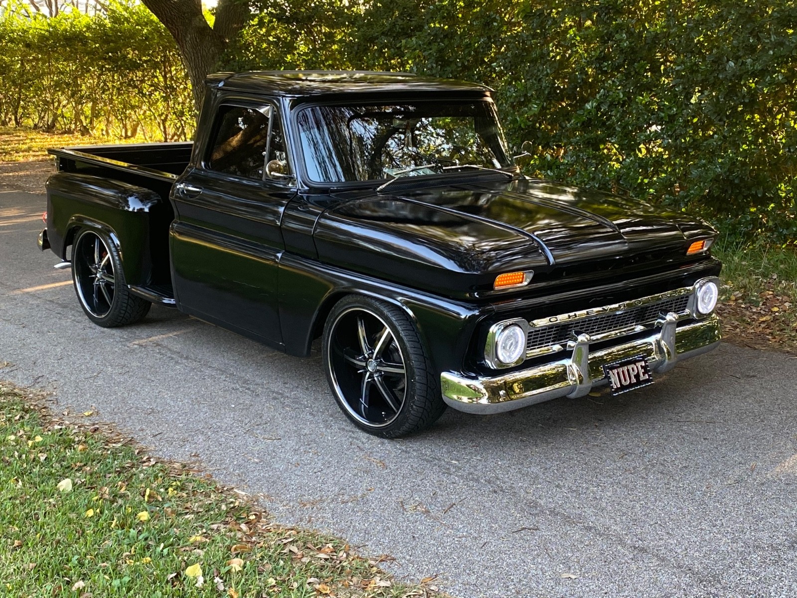 Chevrolet-C-10-1965-Standard-Cab-Pickup-6