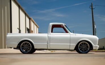 Chevrolet-C-10-1967-Truck-10