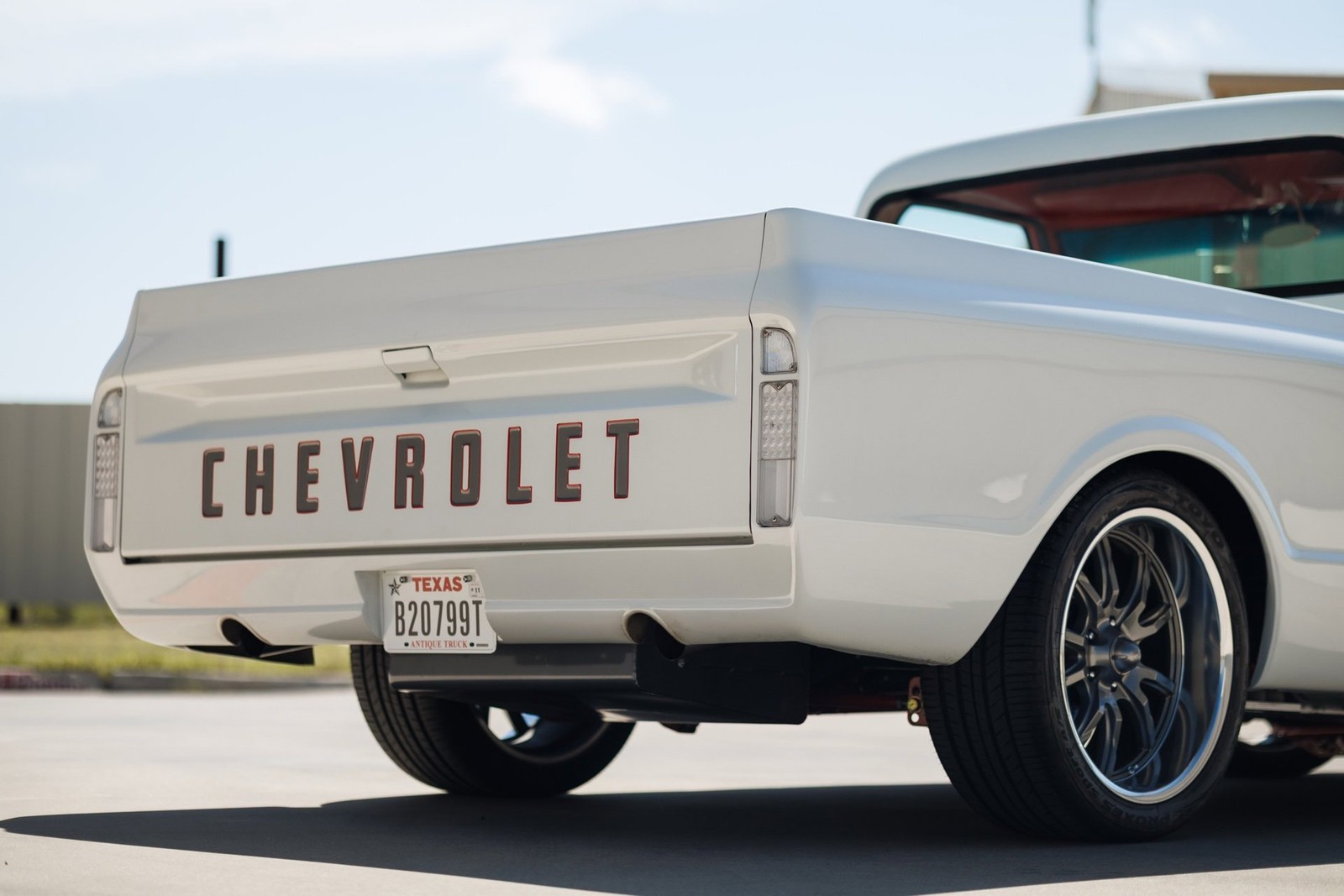Chevrolet-C-10-1967-Truck-15