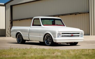 Chevrolet-C-10-1967-Truck-2