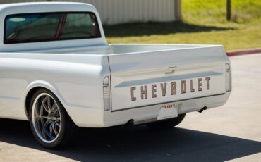 Chevrolet-C-10-1967-Truck-21