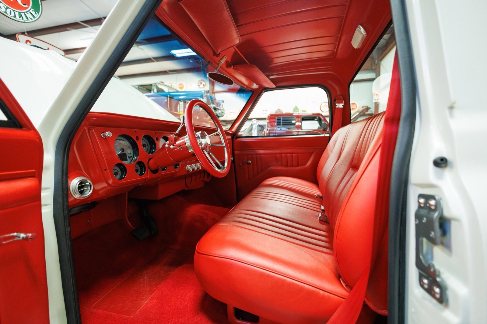 Chevrolet-C-10-1967-Truck-35