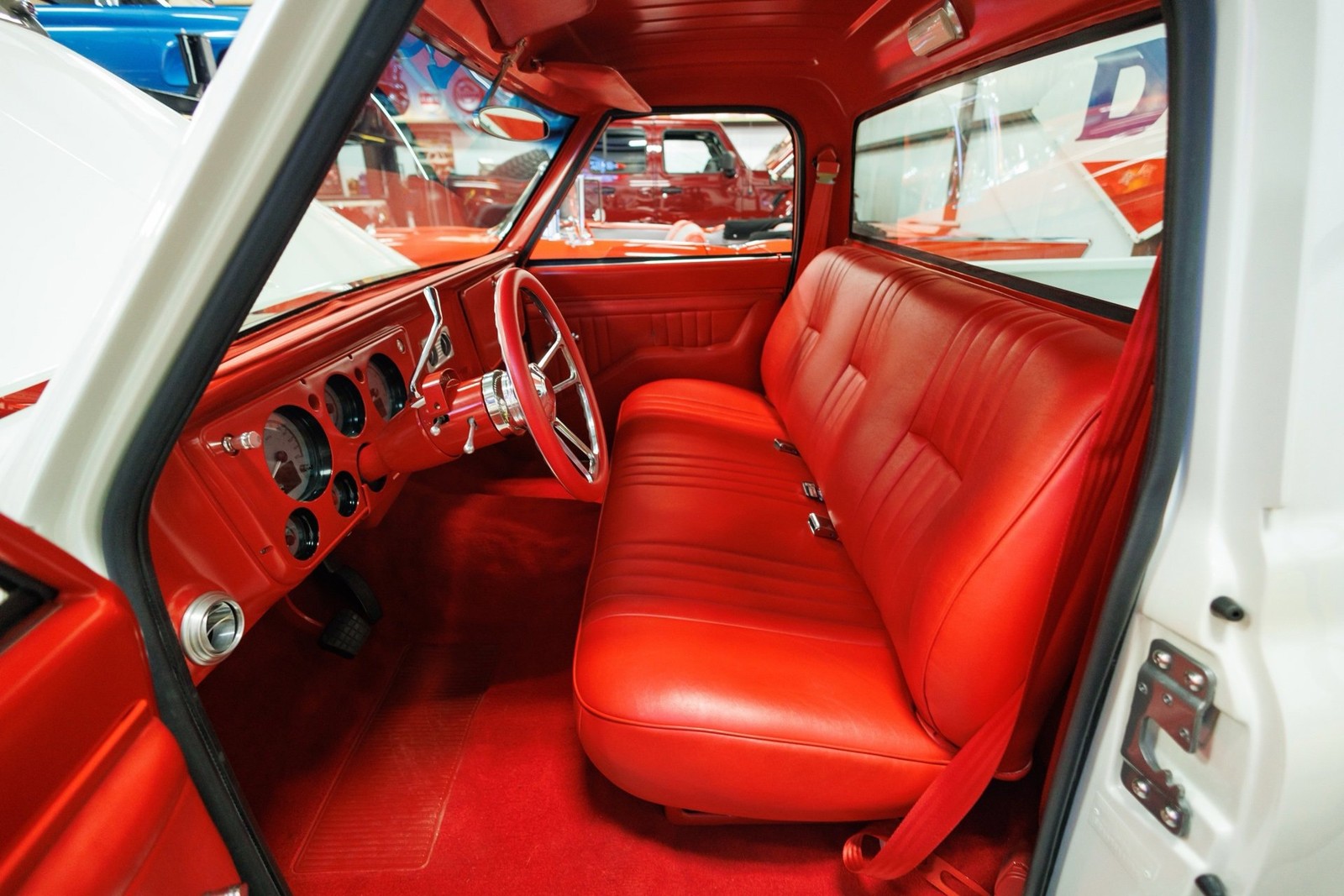 Chevrolet-C-10-1967-Truck-36