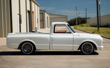Chevrolet-C-10-1967-Truck-9