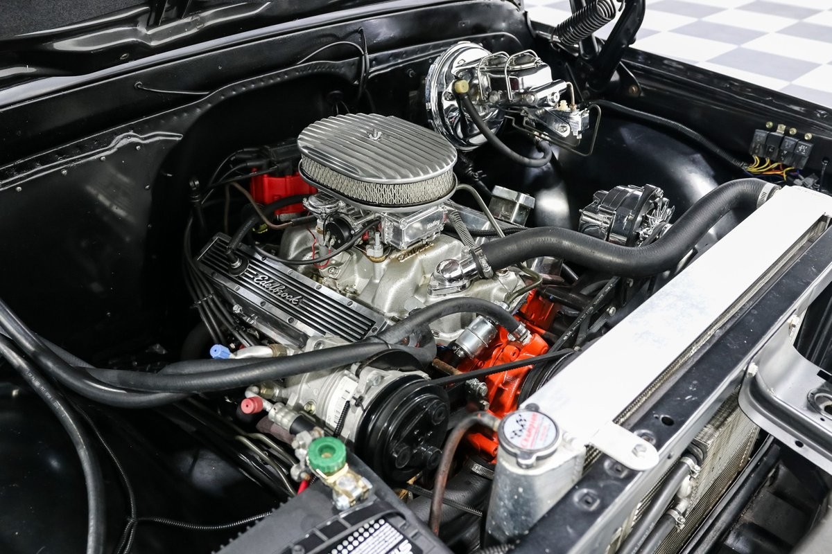Chevrolet-C-10-1968-Pickup-Truck-12