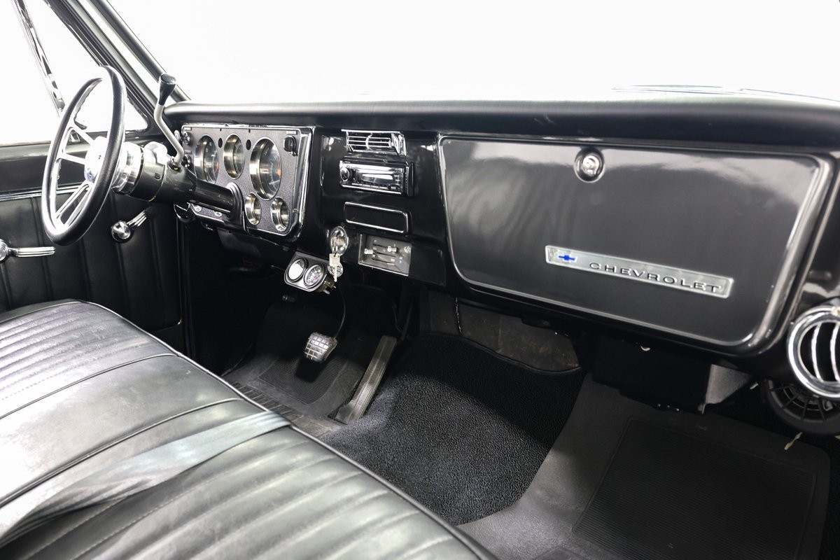 Chevrolet-C-10-1968-Pickup-Truck-20