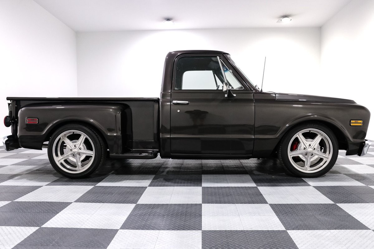 Chevrolet-C-10-1968-Pickup-Truck-9