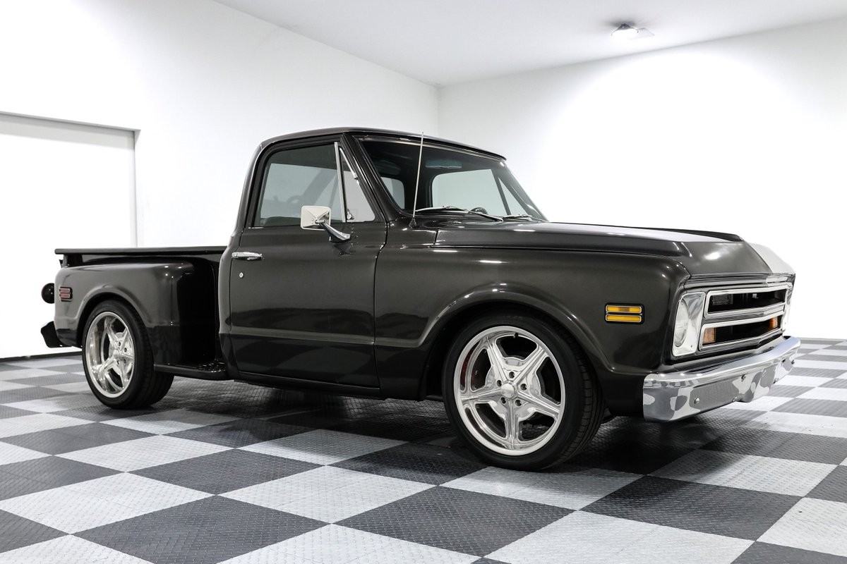 Chevrolet C-10 1968 Pickup Truck