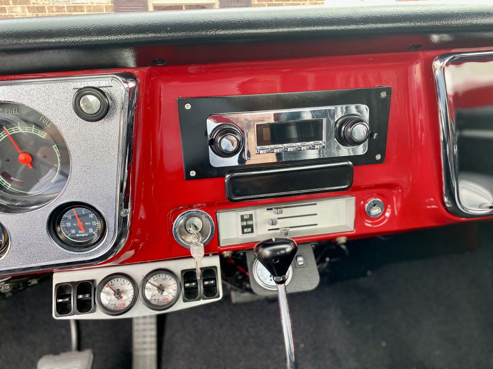 Chevrolet-C-10-1968-Standard-Cab-Pickup-12