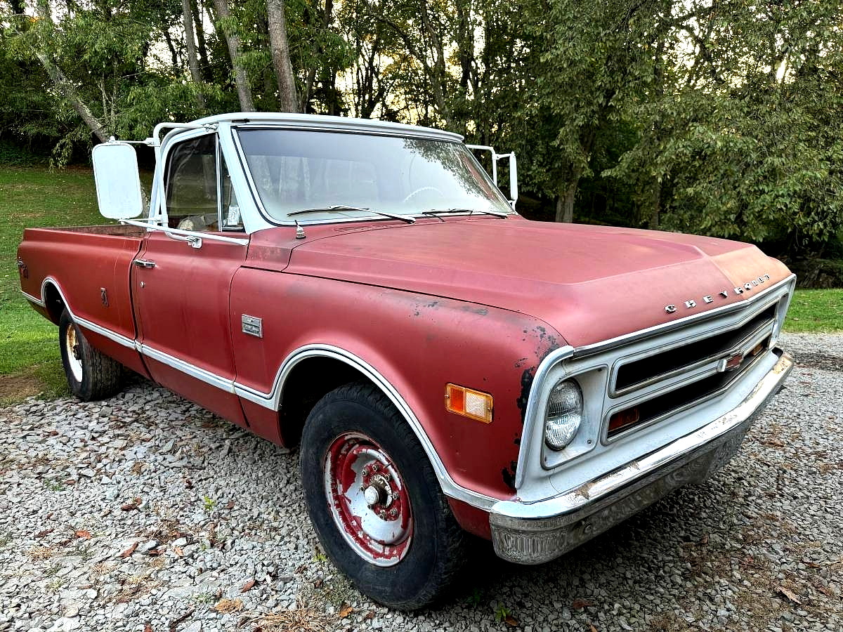 Chevrolet C-10 1968 Standard Cab Pickup