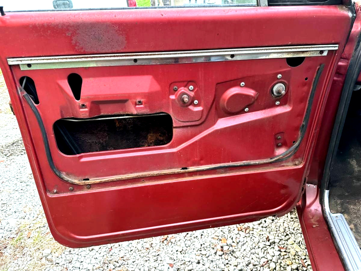 Chevrolet-C-10-1968-Standard-Cab-Pickup-7