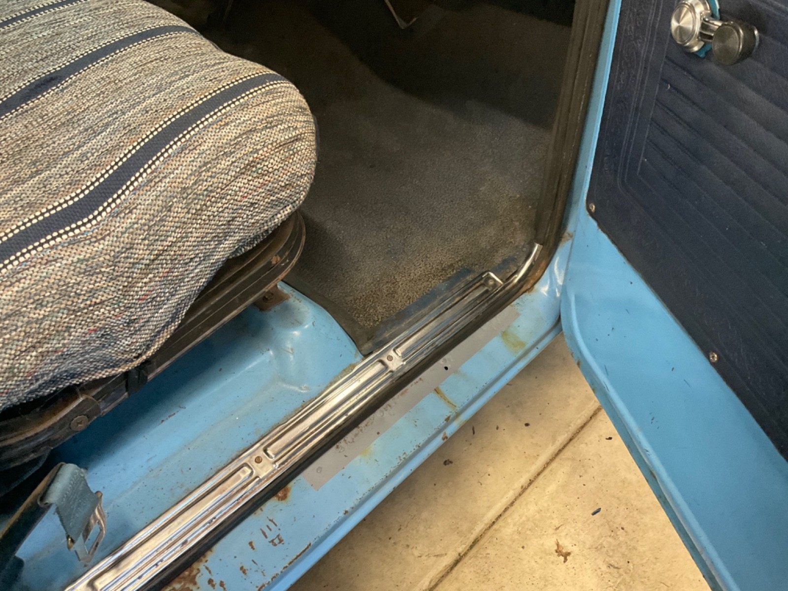 Chevrolet-C-10-1969-30