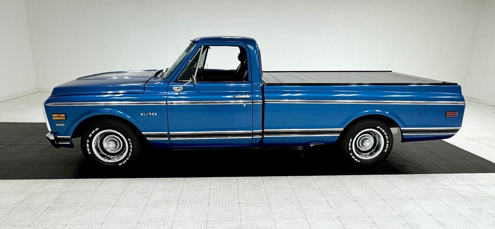 Chevrolet-C-10-1969-Pickup-Truck-1