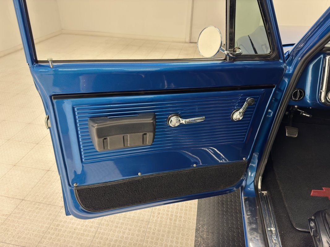 Chevrolet-C-10-1969-Pickup-Truck-29