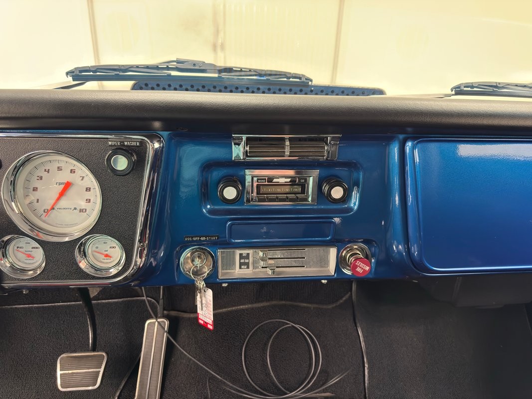 Chevrolet-C-10-1969-Pickup-Truck-38