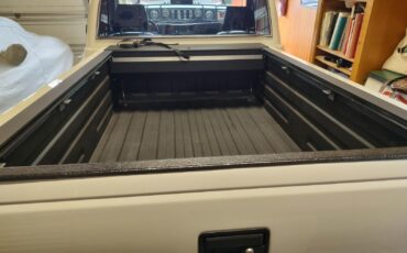 Chevrolet-C-10-1970-Standard-Cab-Pickup-1
