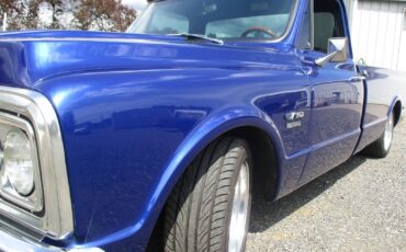 Chevrolet-C-10-1970-Standard-Cab-Pickup-2