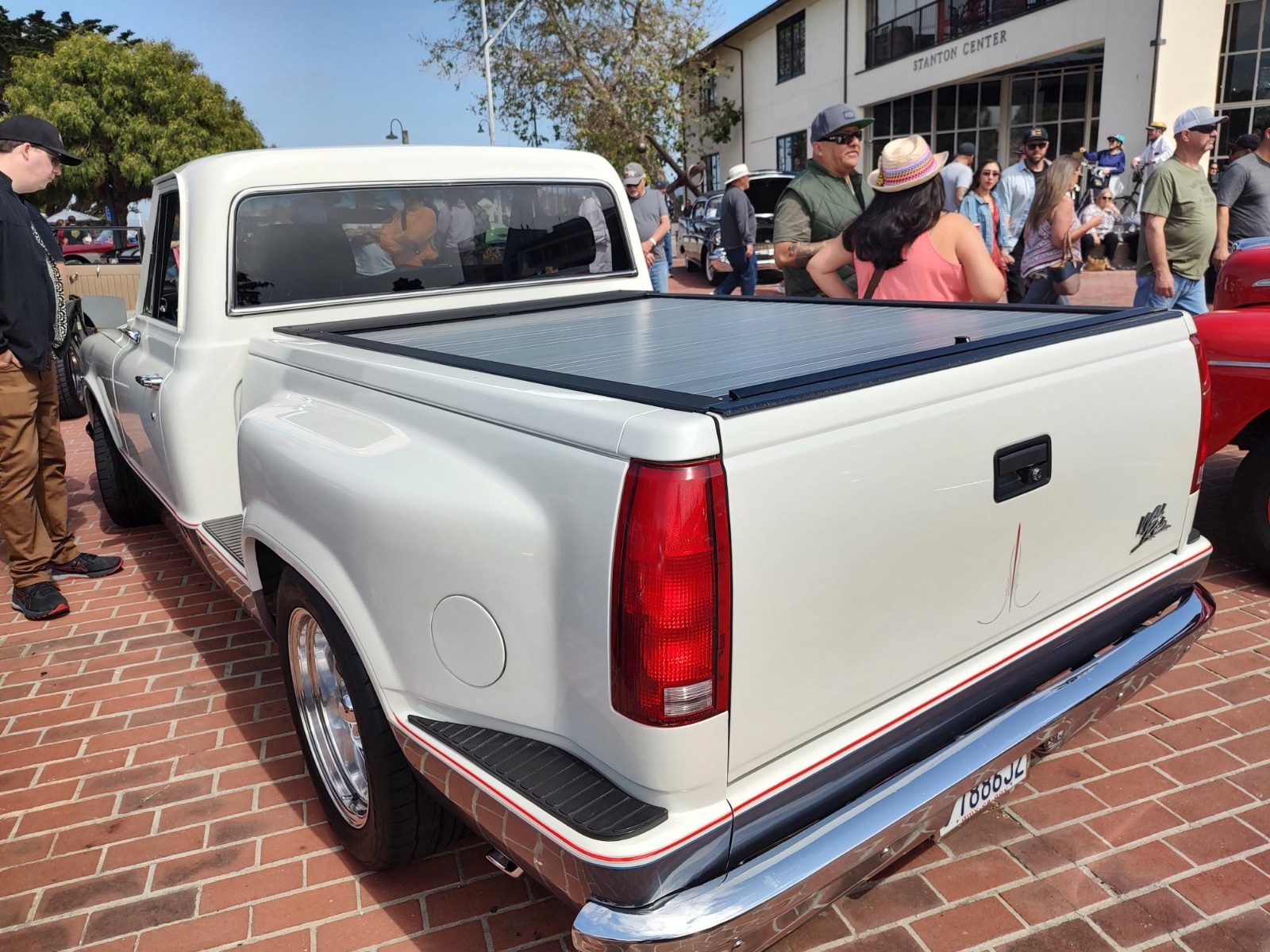 Chevrolet-C-10-1970-Standard-Cab-Pickup-4