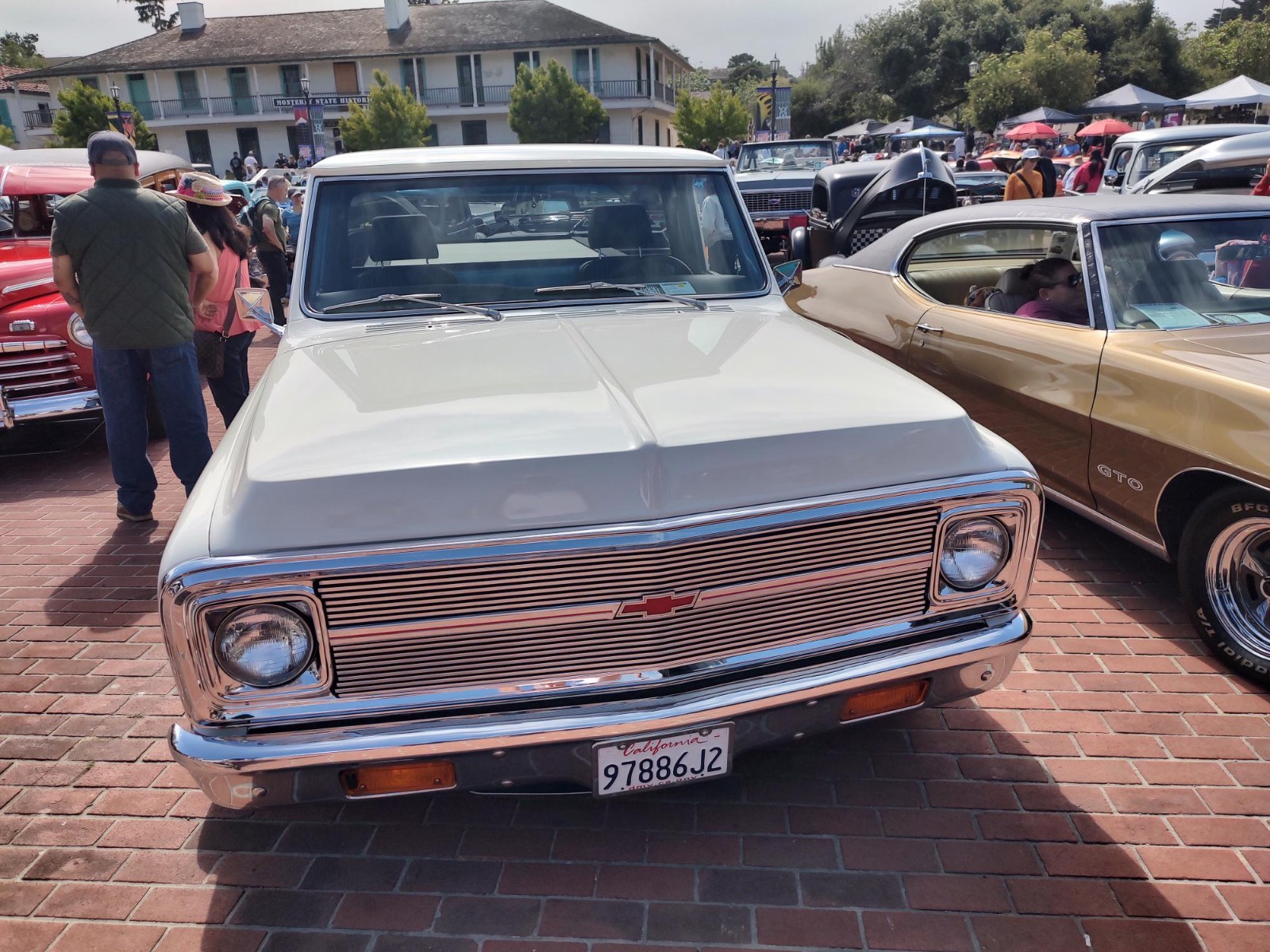 Chevrolet-C-10-1970-Standard-Cab-Pickup-5