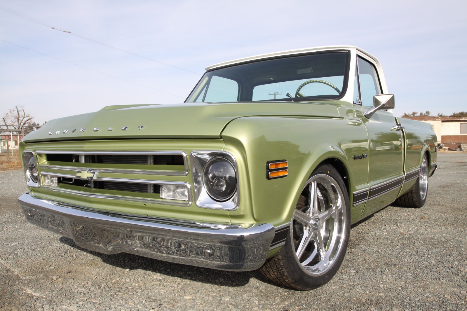 Chevrolet-C-10-1972-Standard-Cab-Pickup-1