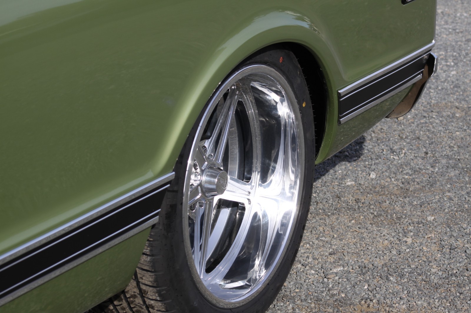 Chevrolet-C-10-1972-Standard-Cab-Pickup-18