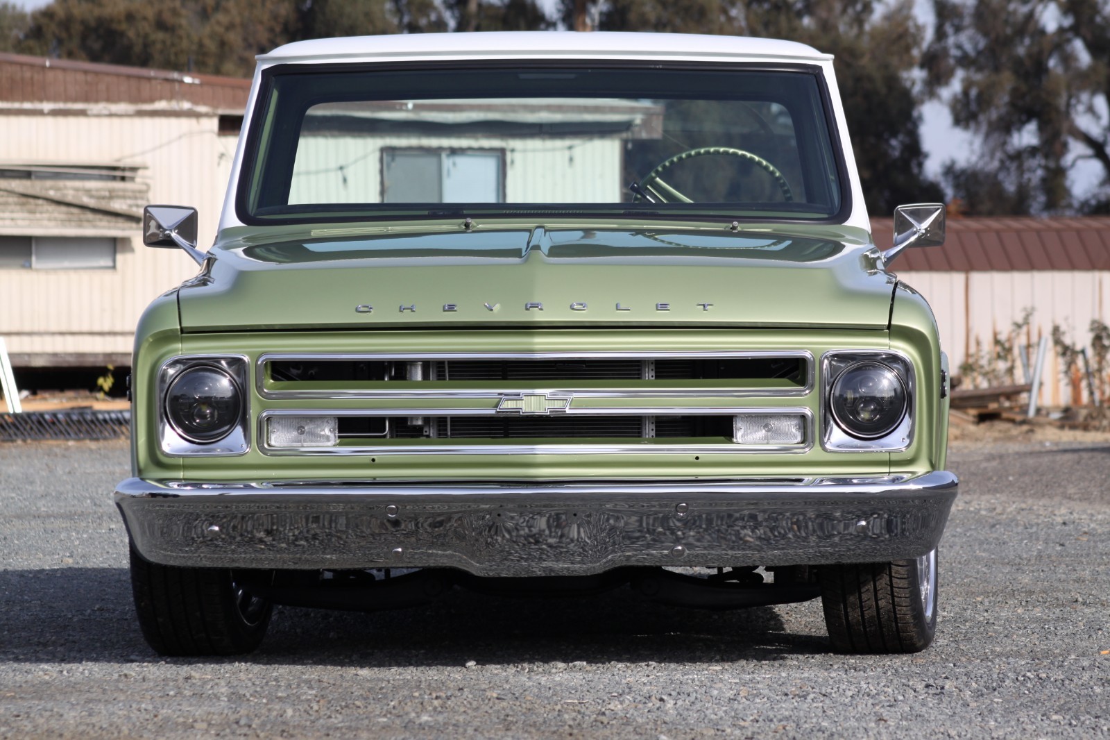 Chevrolet-C-10-1972-Standard-Cab-Pickup-2