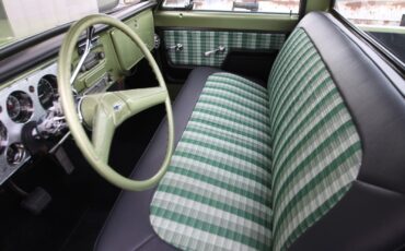 Chevrolet-C-10-1972-Standard-Cab-Pickup-24