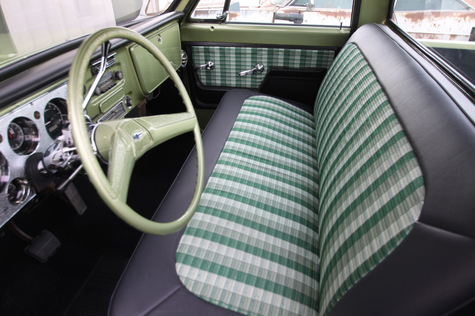 Chevrolet-C-10-1972-Standard-Cab-Pickup-24