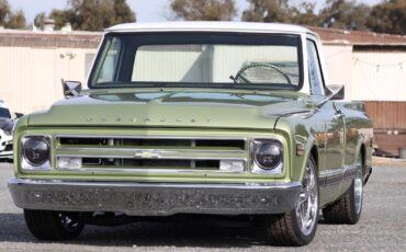Chevrolet-C-10-1972-Standard-Cab-Pickup