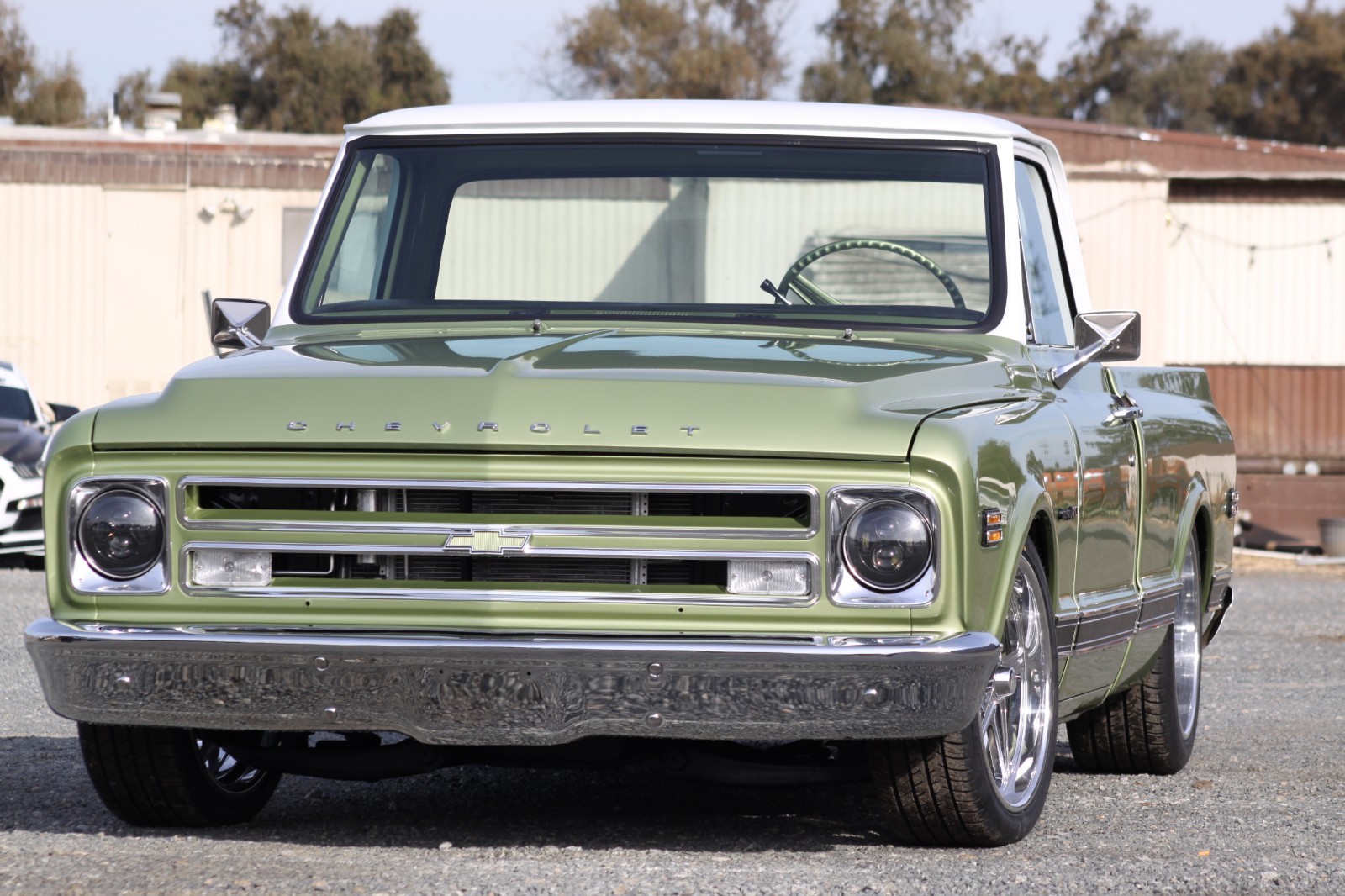 Chevrolet-C-10-1972-Standard-Cab-Pickup