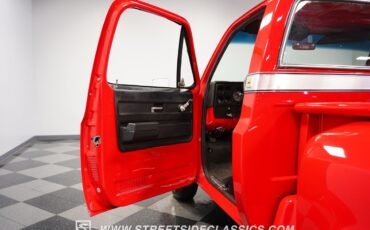 Chevrolet-C-10-1973-Pickup-Truck-36