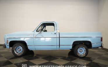 Chevrolet-C-10-1974-Pickup-Truck-2