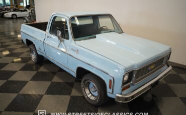 Chevrolet-C-10-1974-Pickup-Truck-21
