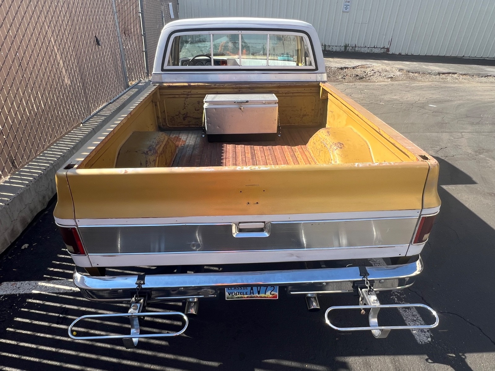 Chevrolet-C-10-1976-Standard-Cab-Pickup-12